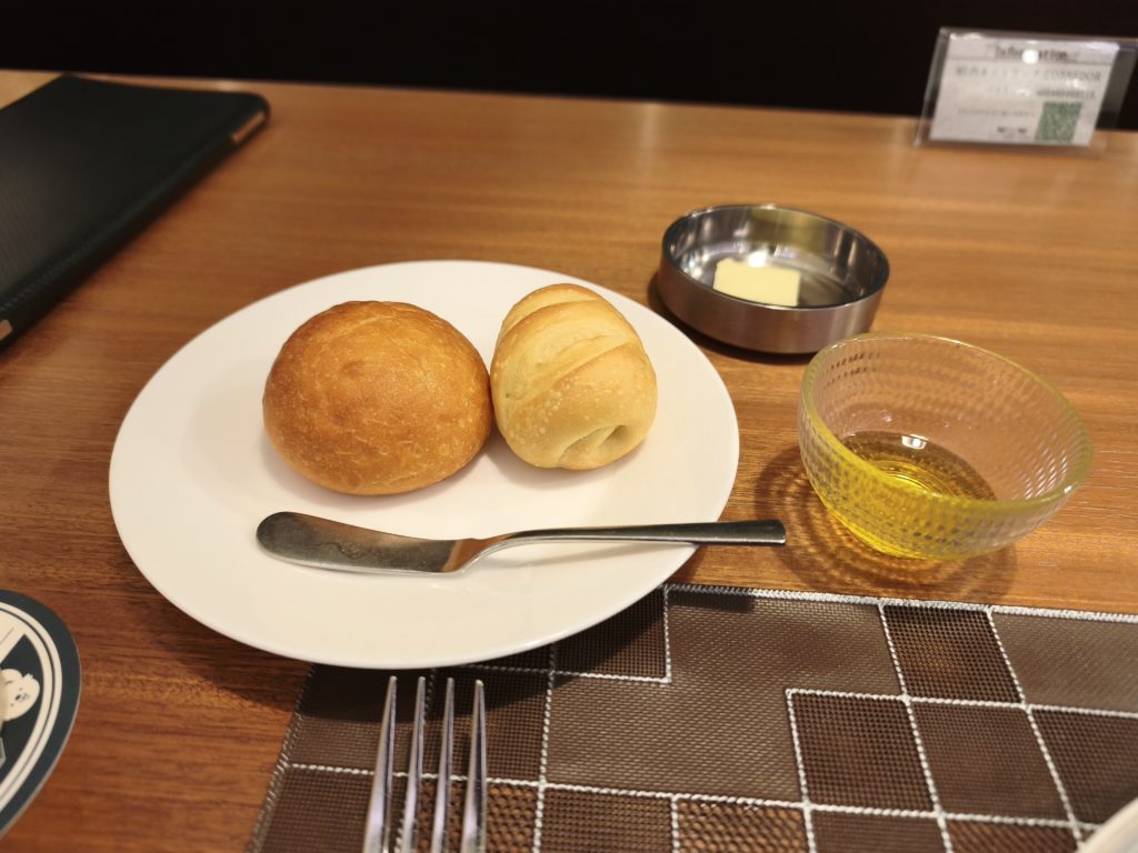 大満足！コレドール湯河原の名物・おかわり自由の美味しいパン