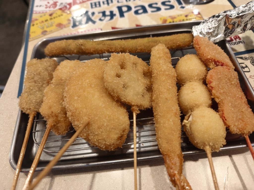 串カツ田中の定番串カツ盛り合わせ