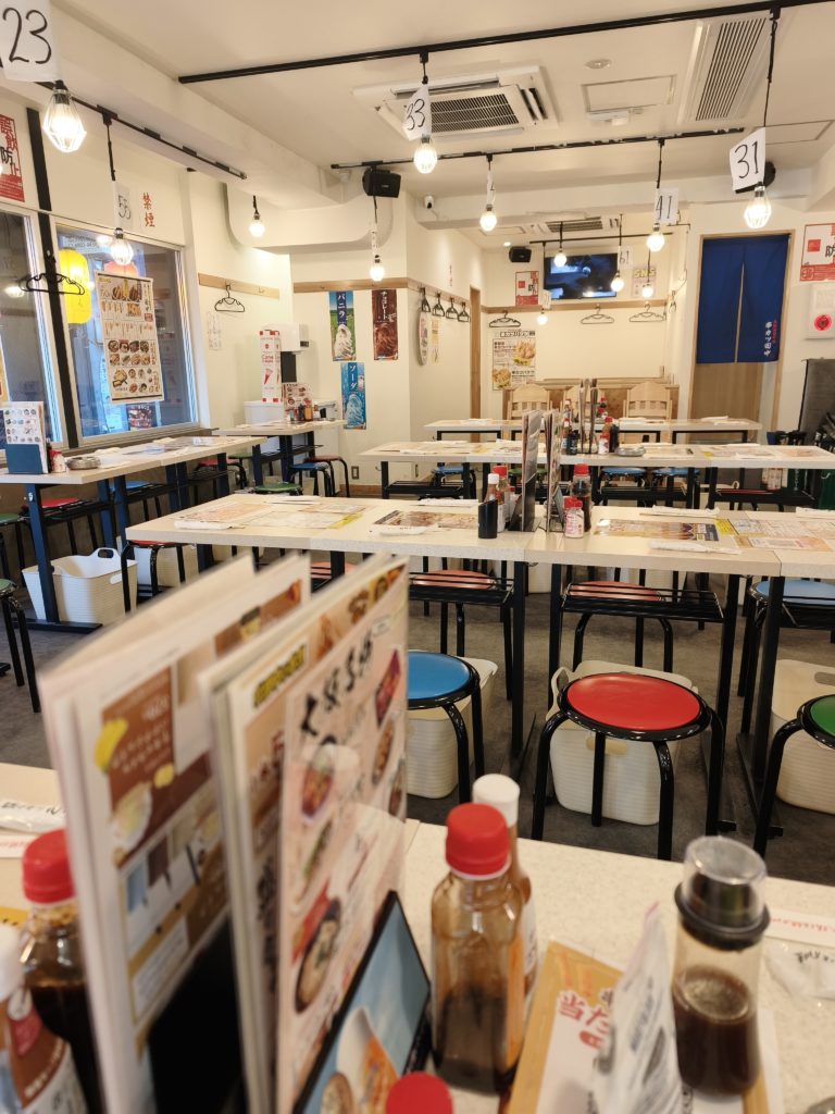 串カツ田中の店内の様子