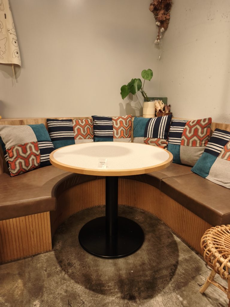 東麻布のgift tokyoのお店の様子